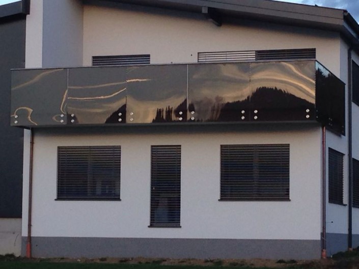 Glas- und Stahlgeländer aus dem Hause Hillerzeder aus dem Salzburger Land