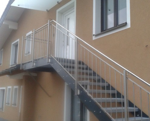 Stiegengeländer aus Stahl aus dem Hause Hillerzeder
